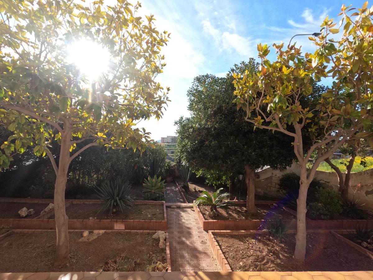 Villa Letizia Rooms & Apartments Noto Exterior foto